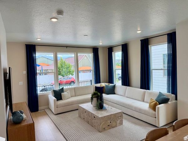 1545 S 920 W, Unit 129, Clearfield, UT 84015