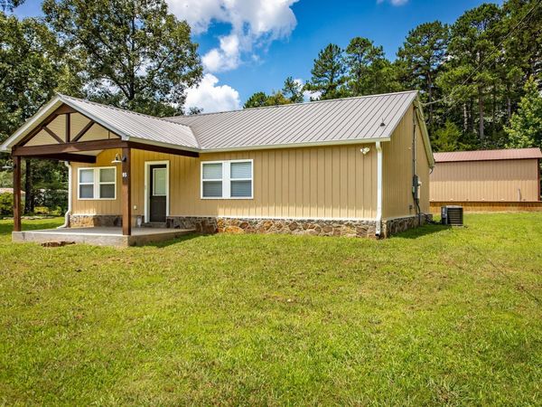 95 Concho Road, Greers Ferry, AR 72067