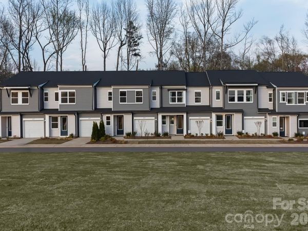 6029 Longar Lane, Charlotte, NC 28269