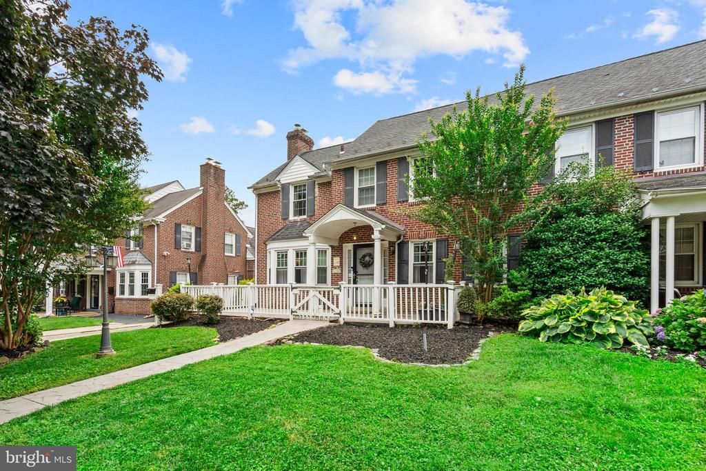 2926 BELMONT AVENUE , ARDMORE, PA 19003