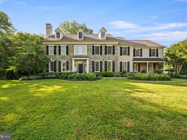 205 EXETER ROAD, DEVON, PA 19333