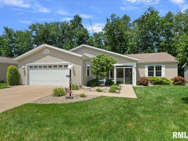 2800 Via Rosso Street, Unit 631, Springfield, IL 62703
