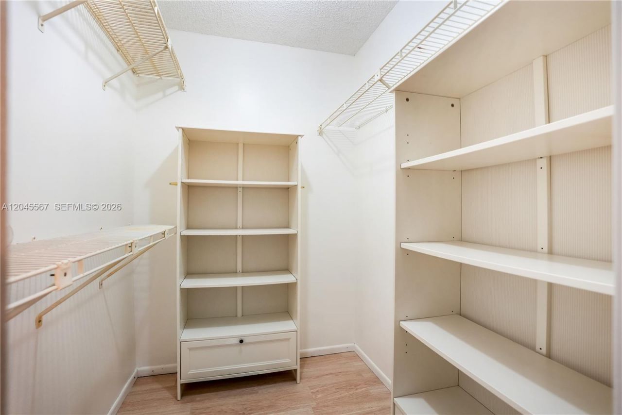 2301 S Ocean Dr, Unit 1006, Hollywood, FL 33019 Photo