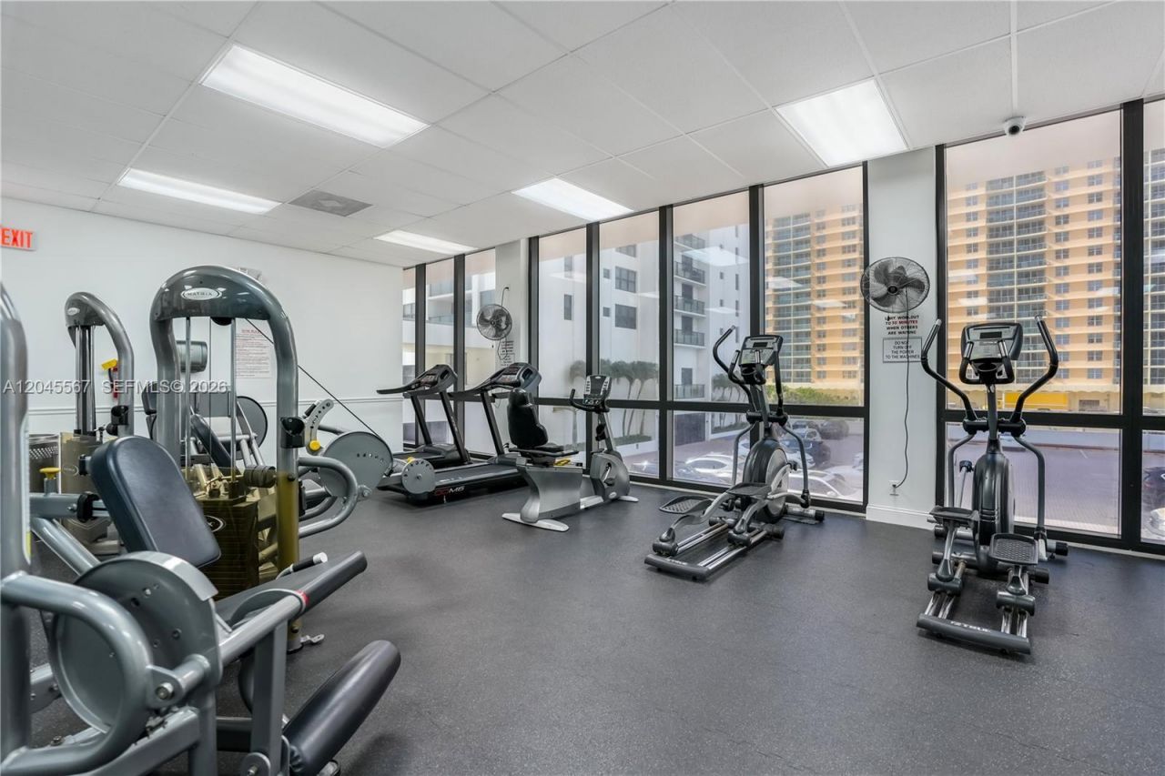 2301 S Ocean Dr, Unit 1006, Hollywood, FL 33019 Photo