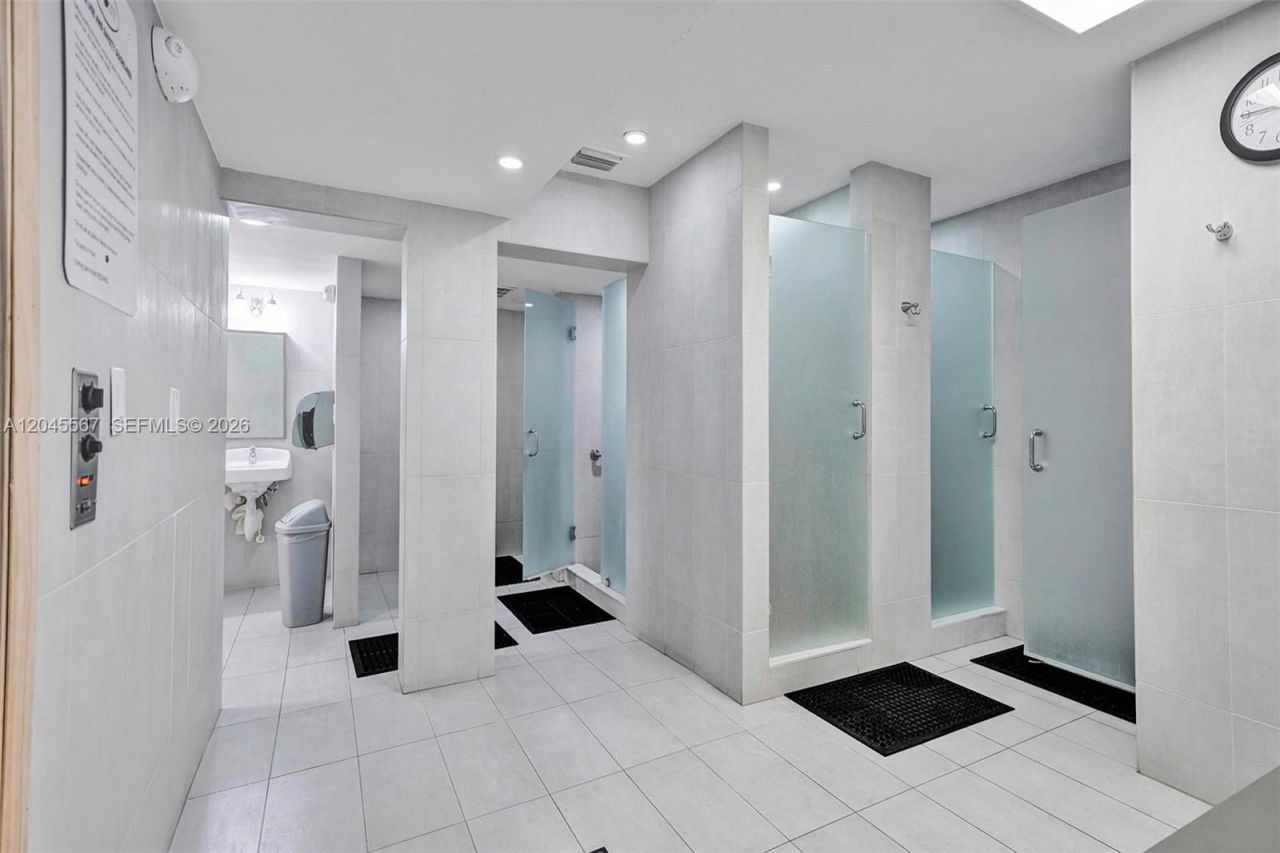 2301 S Ocean Dr, Unit 1006, Hollywood, FL 33019 Photo