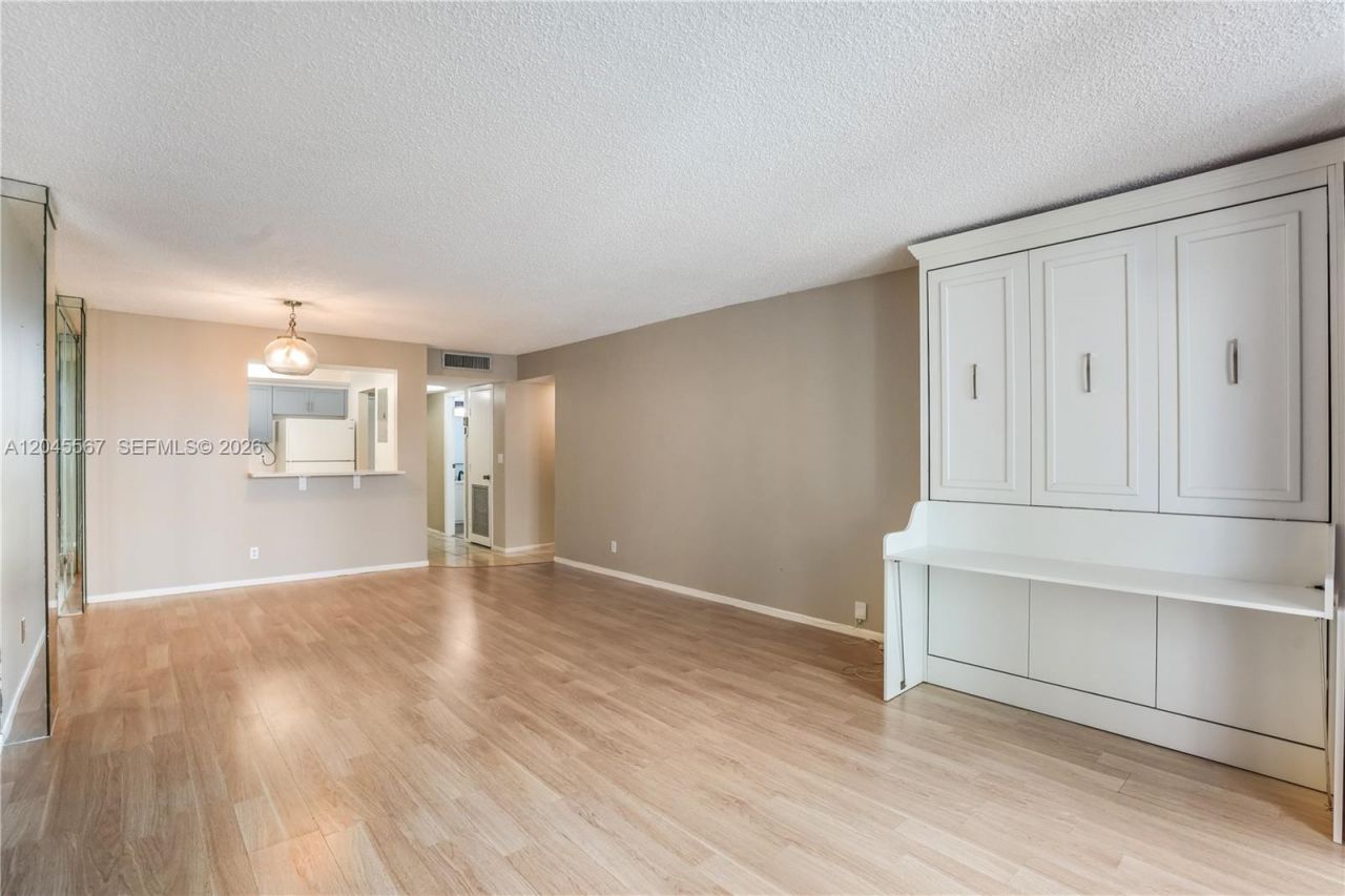 2301 S Ocean Dr, Unit 1006, Hollywood, FL 33019 Photo