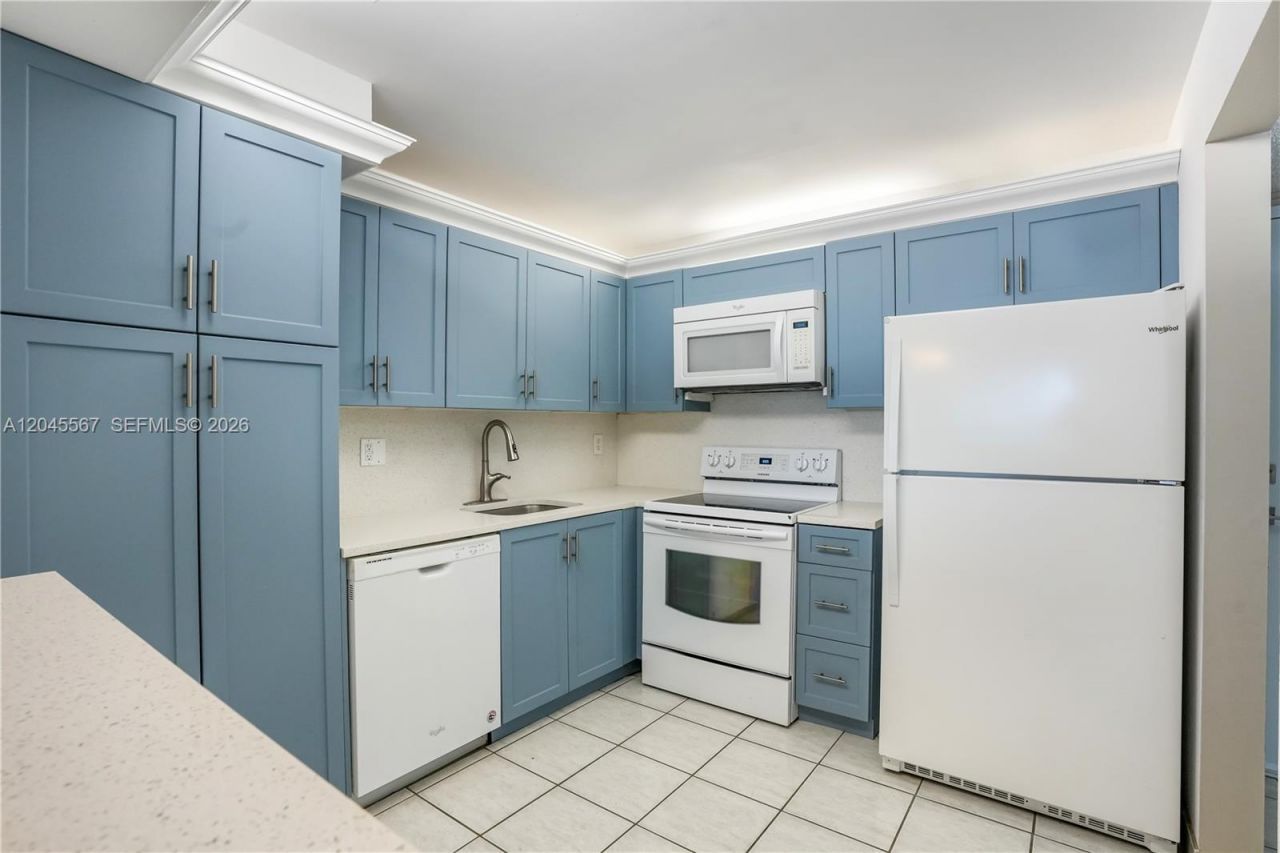2301 S Ocean Dr, Unit 1006, Hollywood, FL 33019 Photo