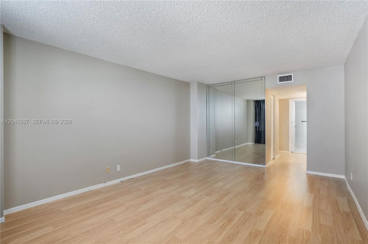 2301 S Ocean Dr, Unit 1006, Hollywood, FL 33019 Photo