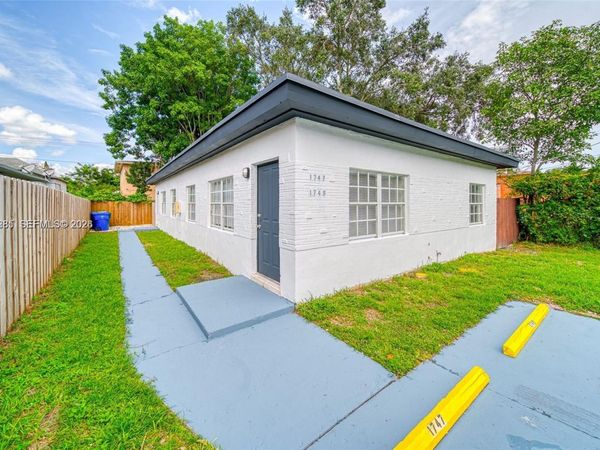 1747 NW 40th St , Unit 1747, Miami, FL 33142