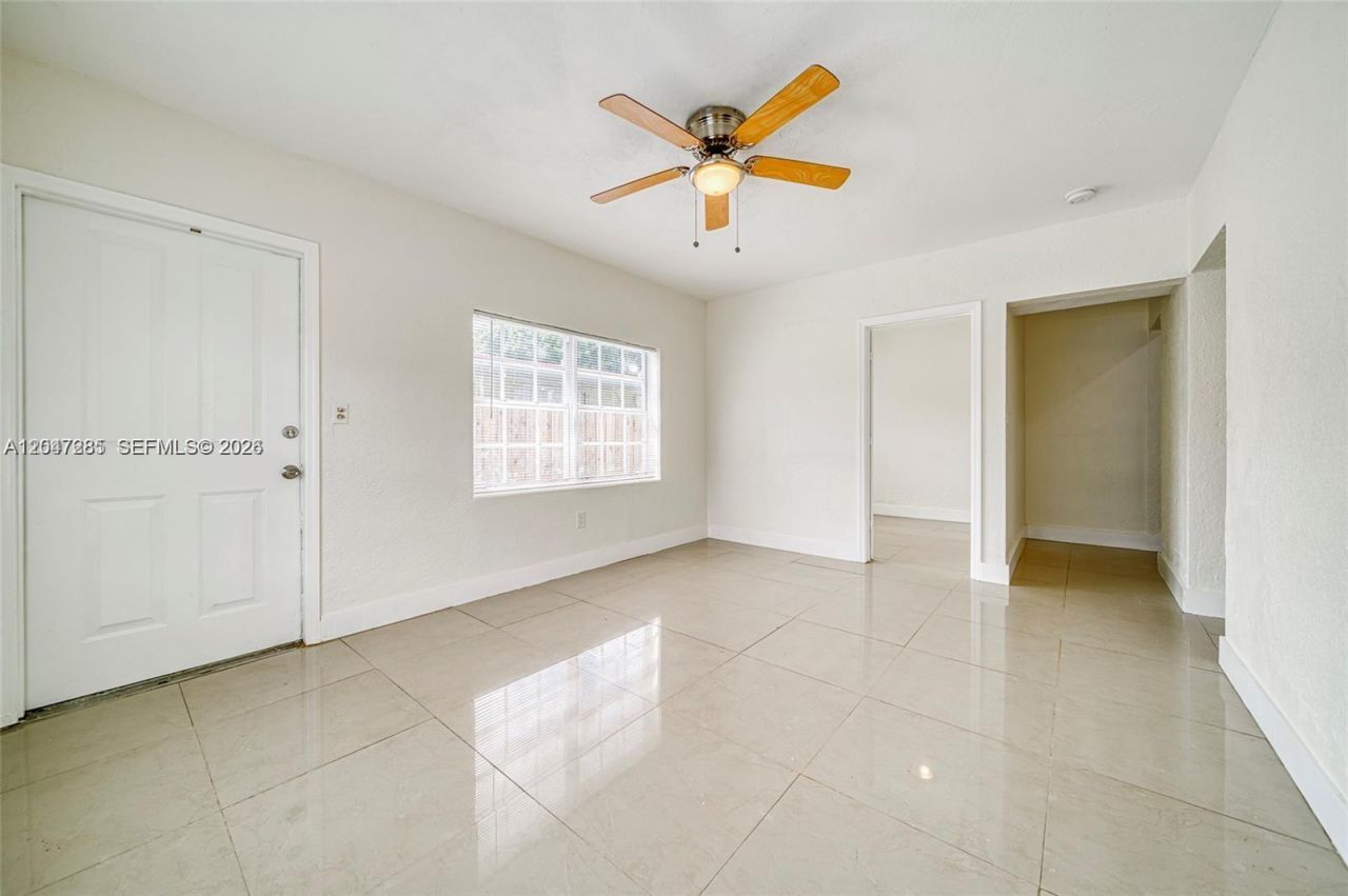 1747 NW 40th St , Unit 1747, Miami, FL 33142 Photo