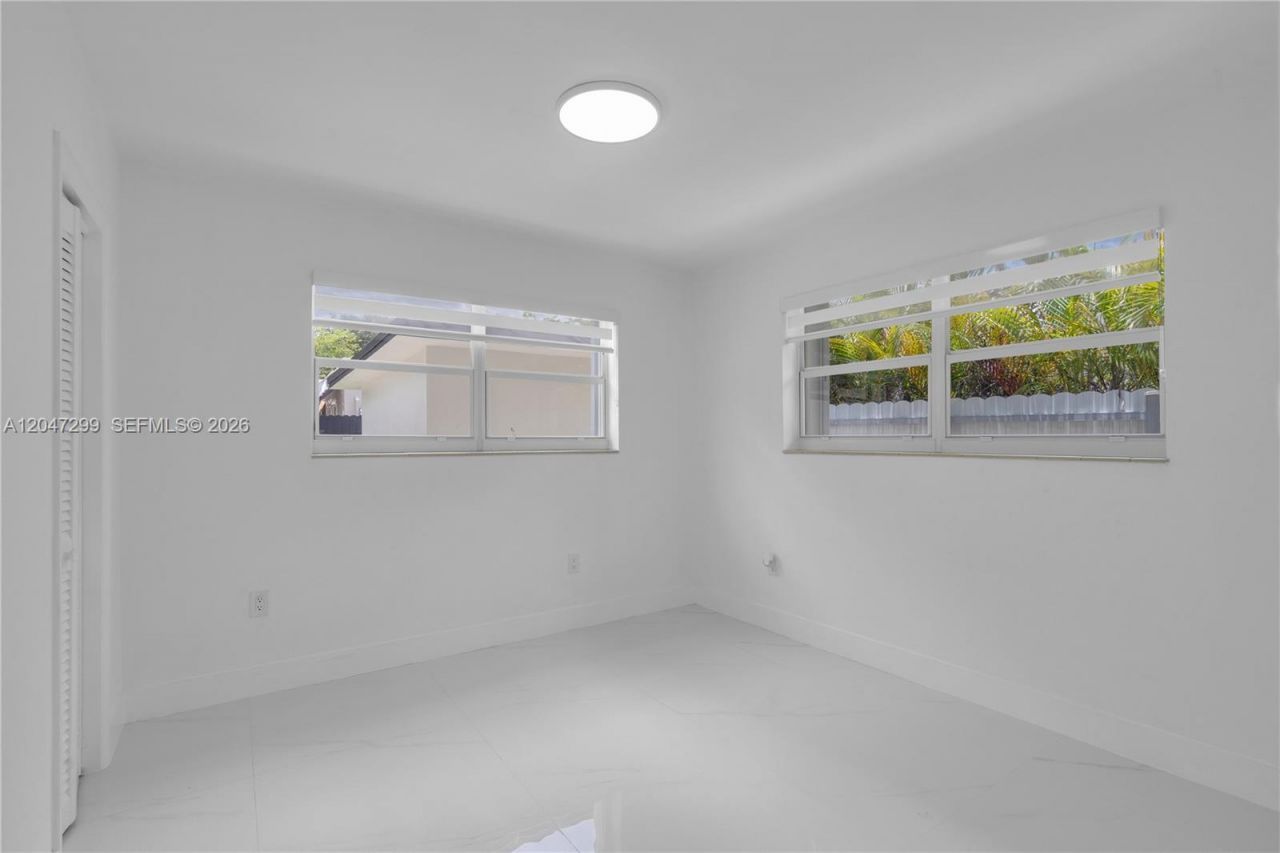 2638 SW 30th Ct, Unit 2638, Miami, FL 33133 Photo