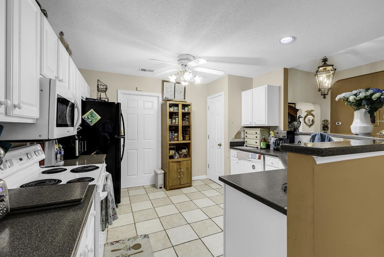 3610 Fire Ring Ct. Photo 6