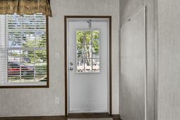 7579 Lacy Dr.  photo 4