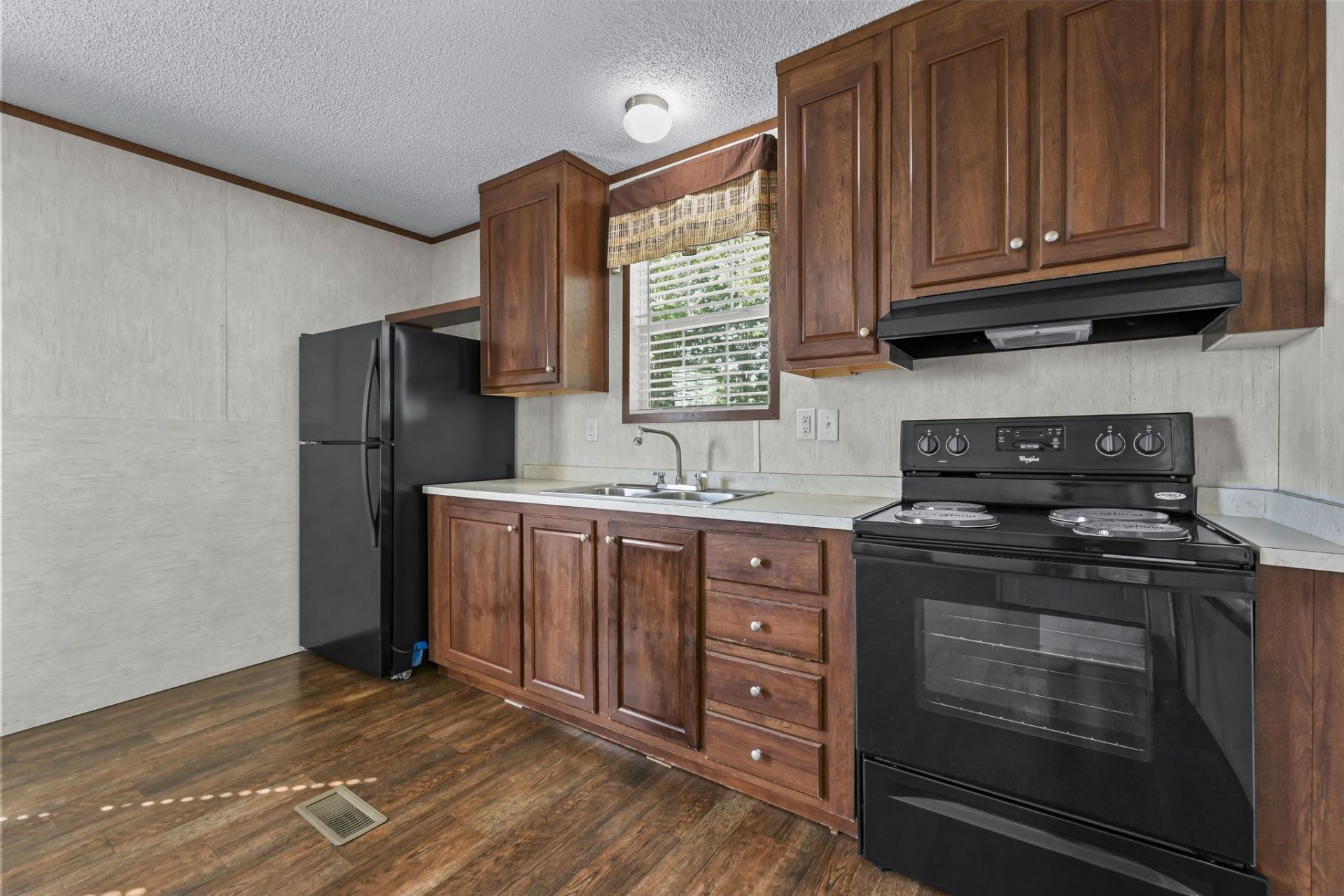 7579 Lacy Dr.  Photo 8