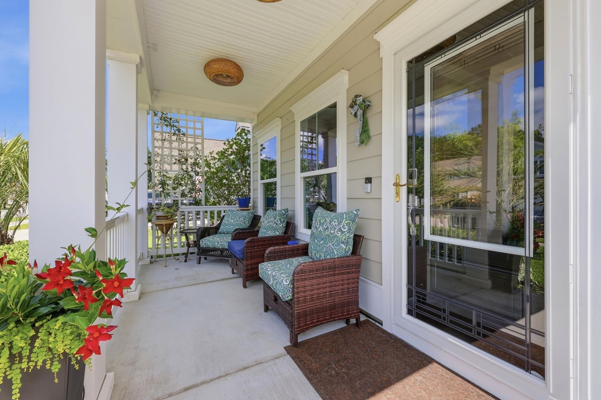 2675 Goldfinch Dr.  Photo 4