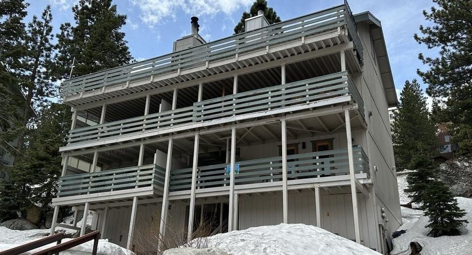 356 Galaxy Lane, Unit B, Stateline, NV 89449 Photo