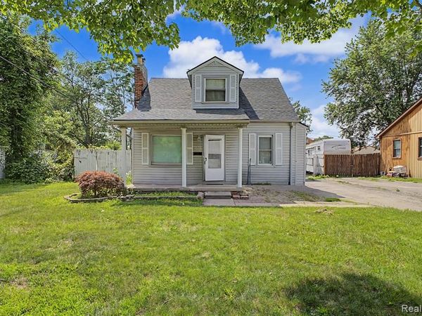 1656 S KARLE Avenue, Westland, MI 48186