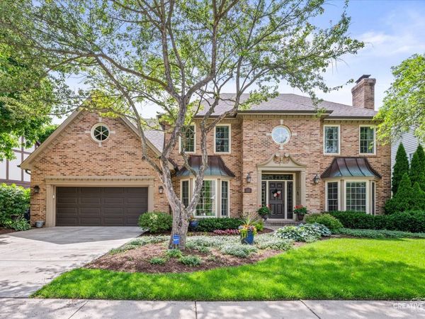 1160 Midwest Lane, Wheaton, IL 60189