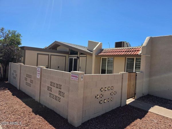 525 N MAY Street, Unit 9, Mesa, AZ 85201