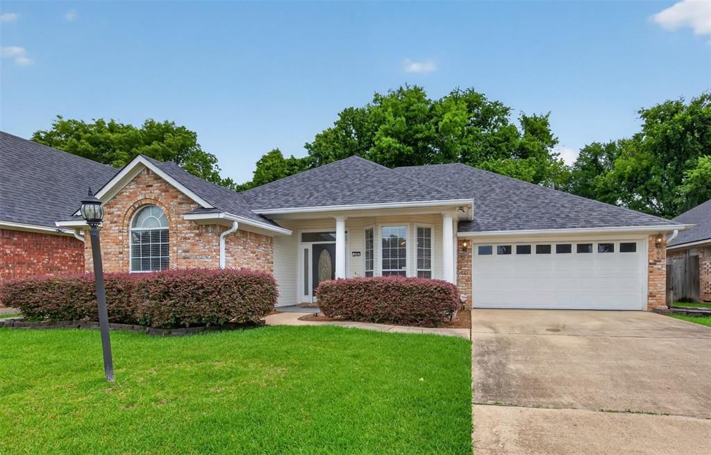908 Mobile Court, Shreveport, LA 71115 Main Photo
