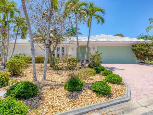 5585 CONTENTO DRIVE , SARASOTA, FL 34242