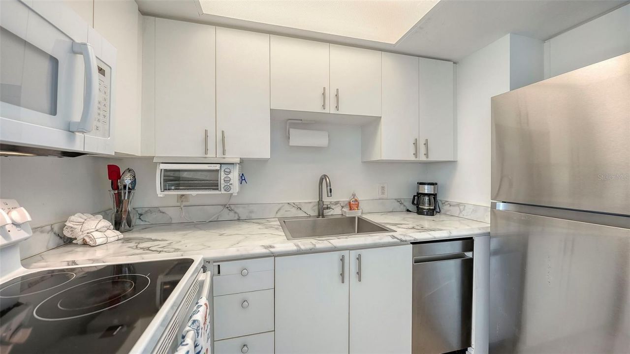 2850 Gulf Of Mexico Drive , Unit 4, Longboat Key, FL 34228 Photo