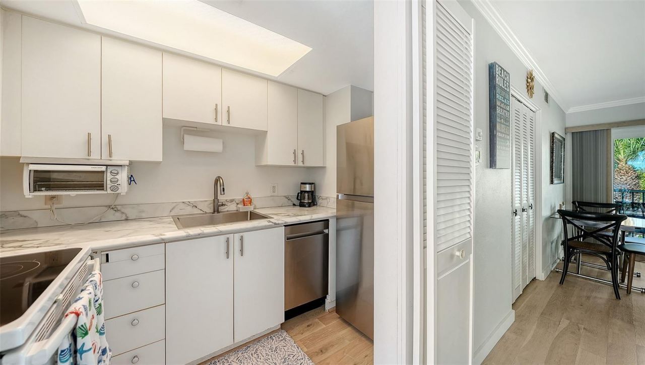 2850 Gulf Of Mexico Drive , Unit 4, Longboat Key, FL 34228 Photo