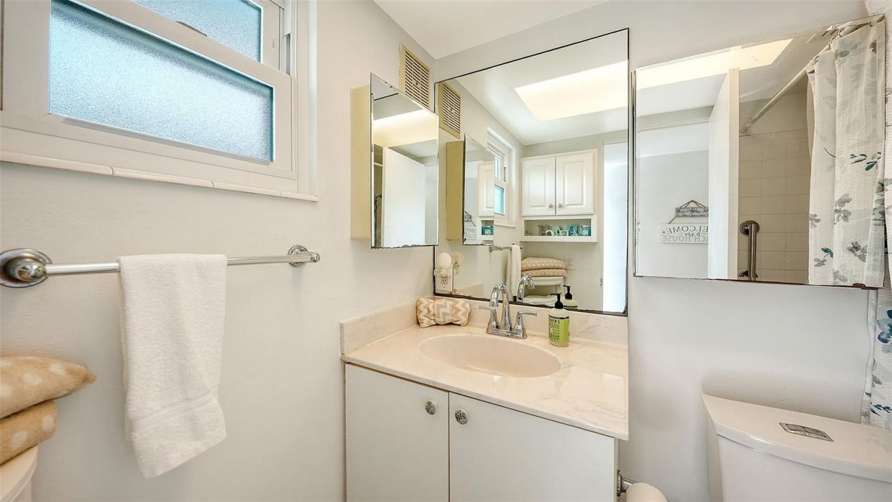 2850 Gulf Of Mexico Drive , Unit 4, Longboat Key, FL 34228 Photo