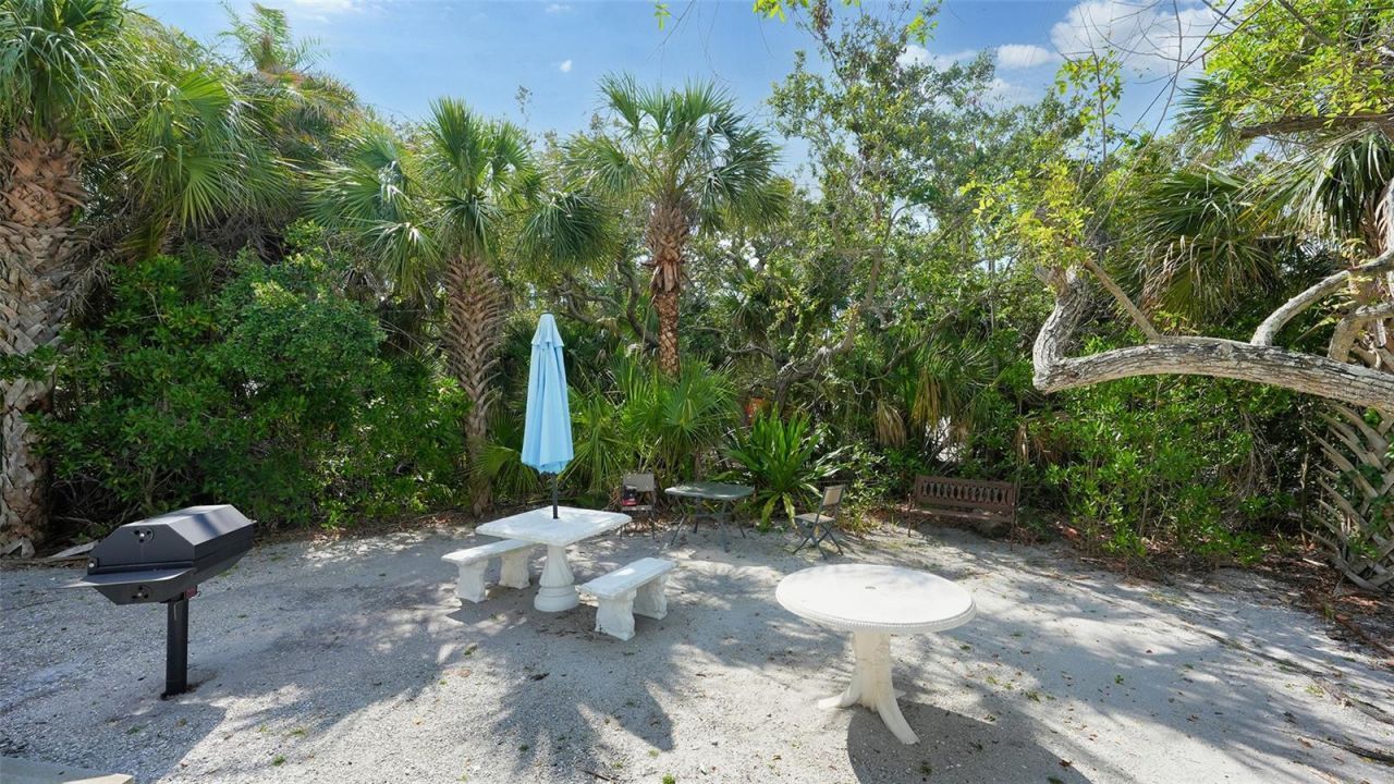 2850 Gulf Of Mexico Drive , Unit 4, Longboat Key, FL 34228 Photo