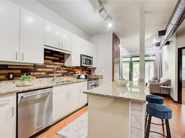 5300 Peachtree Road, Unit 502, Atlanta, GA 30341