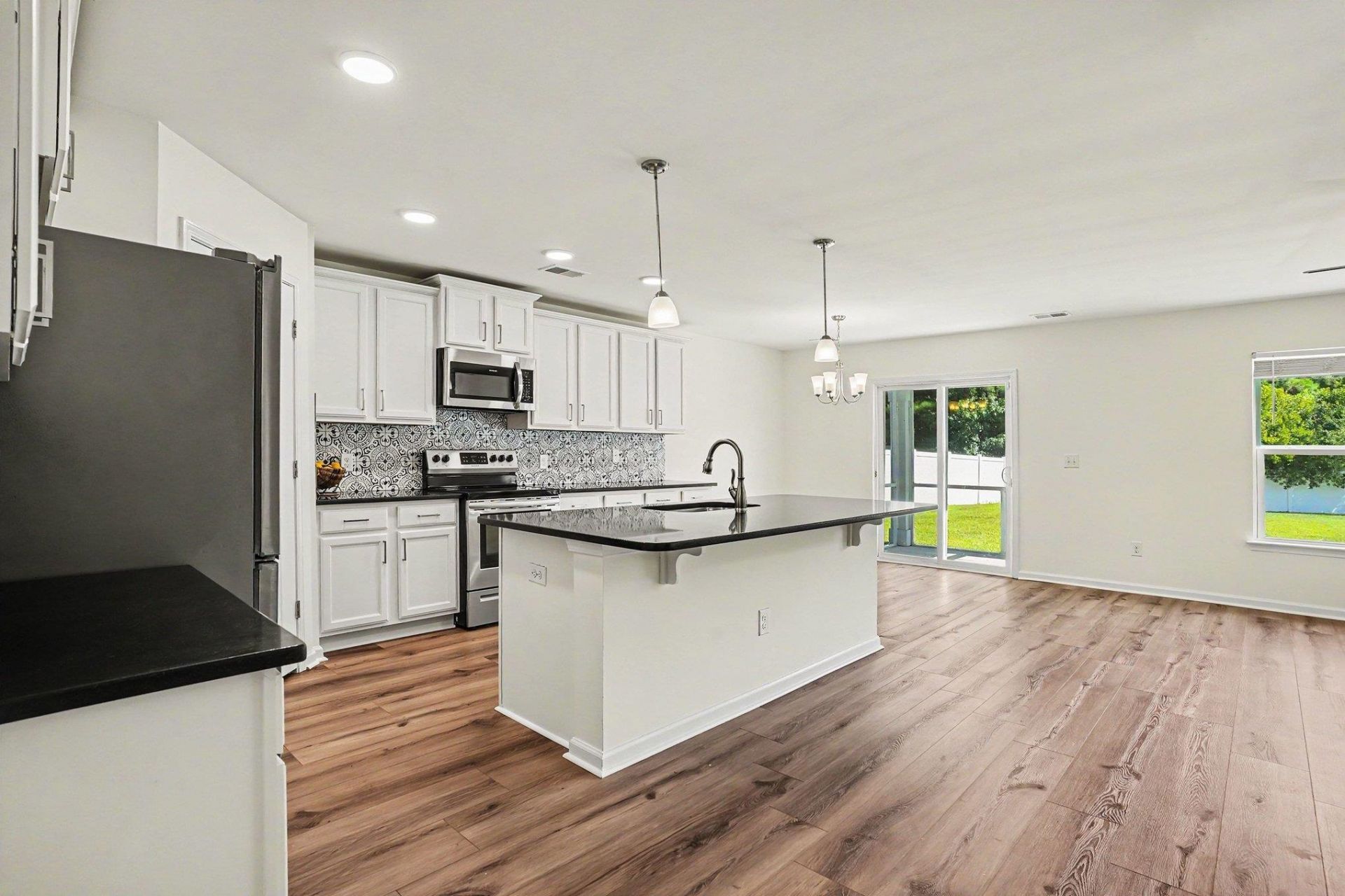 231 Harmony Ln. Photo 23