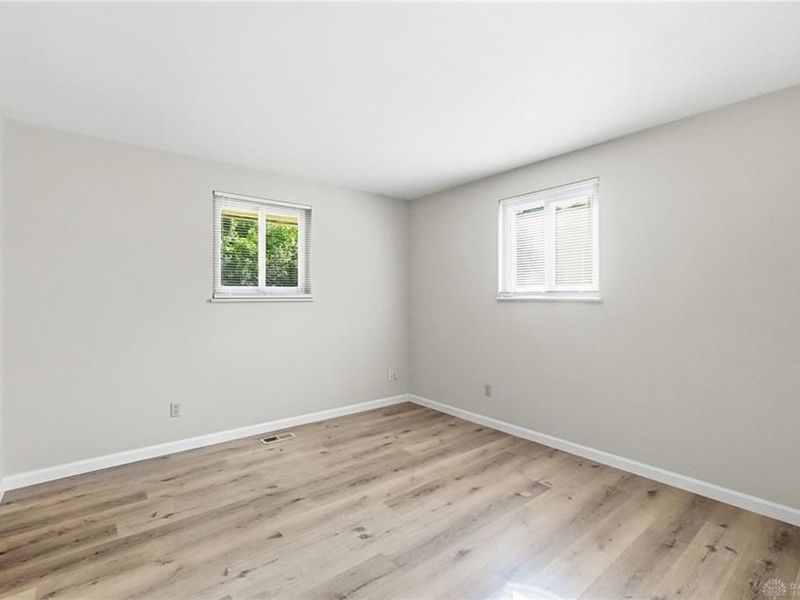 6537 Highbury Road, Huber Heights, OH 45424 Photo 14