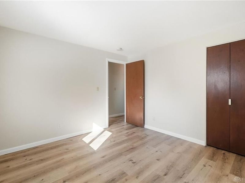 6537 Highbury Road, Huber Heights, OH 45424 Photo 16