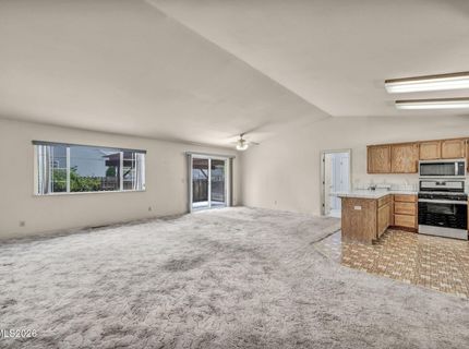 692 Lassen Way, Gardnerville, NV 89460 Photo