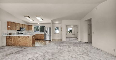 692 Lassen Way, Gardnerville, NV 89460 Photo