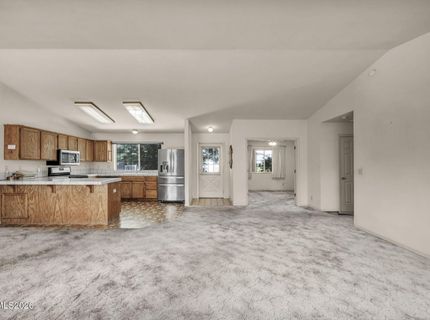 692 Lassen Way, Gardnerville, NV 89460 Photo