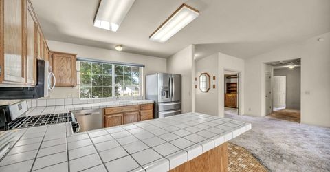 692 Lassen Way, Gardnerville, NV 89460 Photo