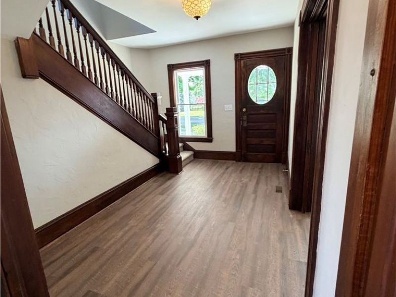 930 Exchange Street, Vermilion, OH 44089 Photo 17