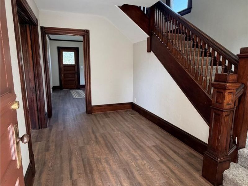 930 Exchange Street, Vermilion, OH 44089 Photo 7