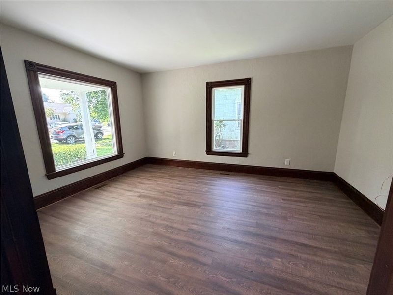 930 Exchange Street, Vermilion, OH 44089 Photo 8