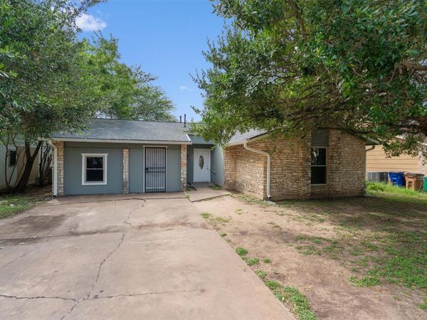 4809 BAYSIDE DR, Austin, TX 78744