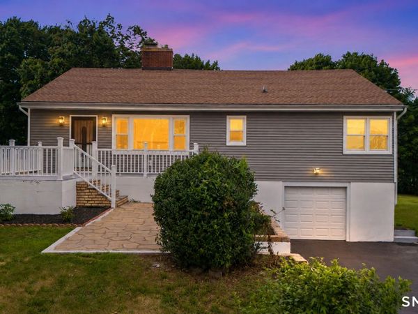 12 Homestead, Branford, CT 06405