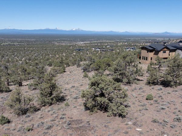 Seven Peaks Loop, Unit Homesite 7, Powell Butte, OR 97753