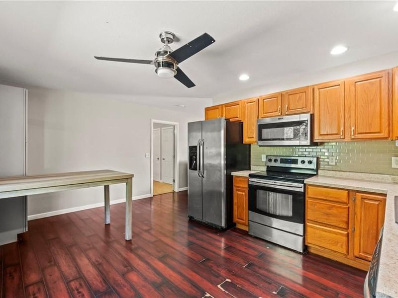 939 Firwood Drive, New Carlisle, OH 45344 Photo 9