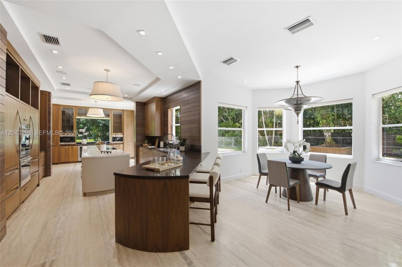 1585 Victoria Isle Way, Weston, FL 33327 Photo