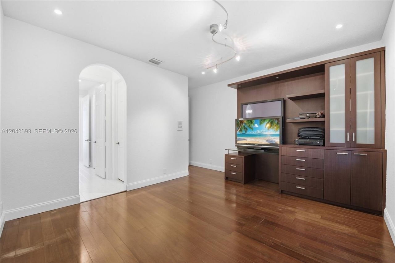 1585 Victoria Isle Way, Weston, FL 33327 Photo