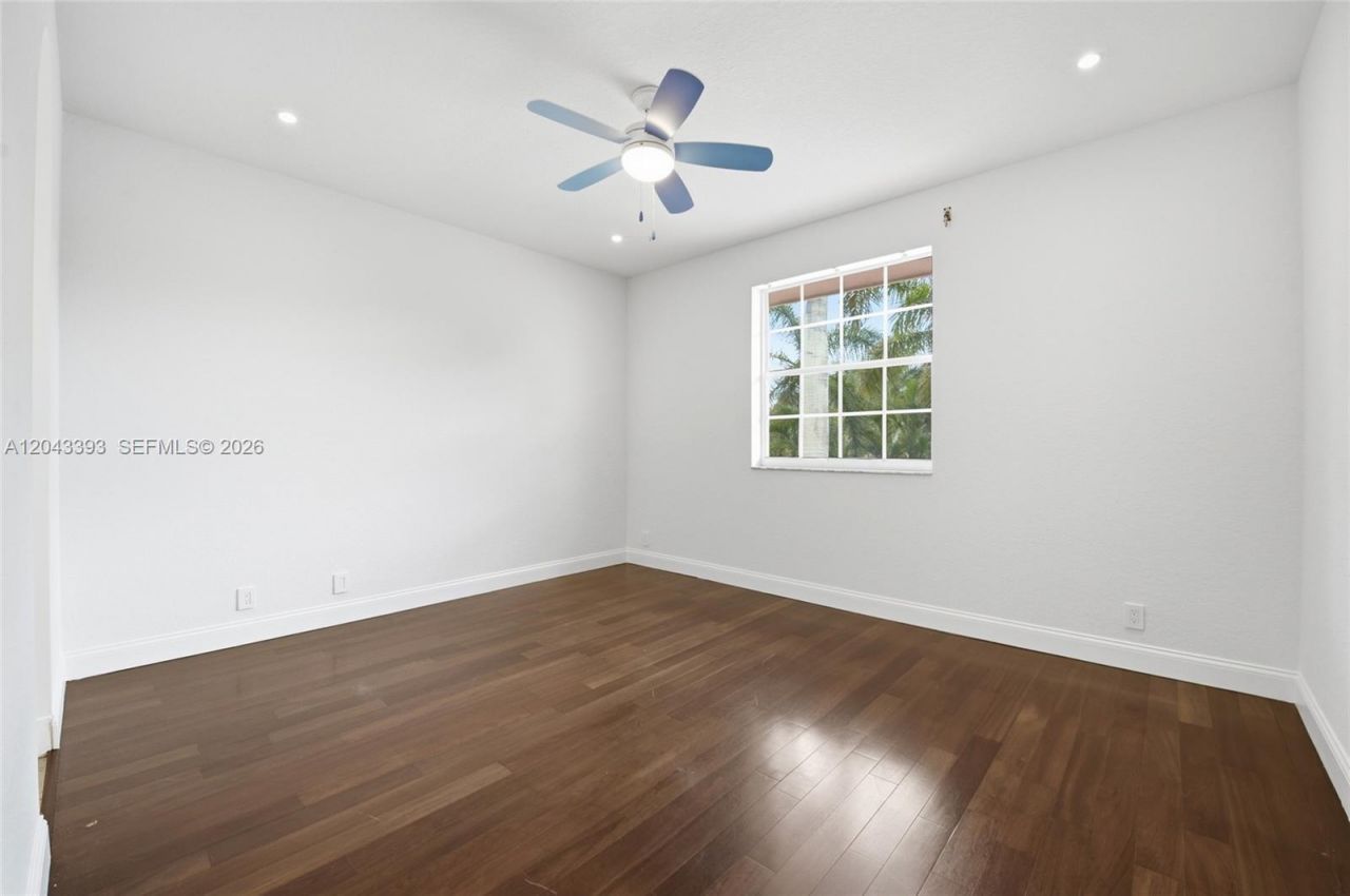 1585 Victoria Isle Way, Weston, FL 33327 Photo