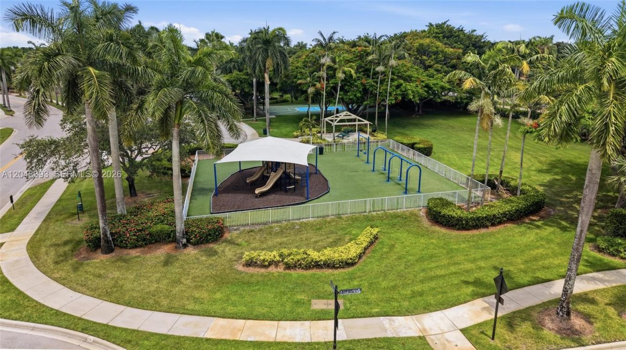 1585 Victoria Isle Way, Weston, FL 33327 Photo