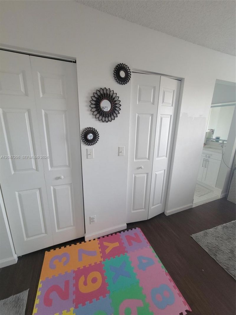 6606 Saltaire Ter, Margate, FL 33063 Photo