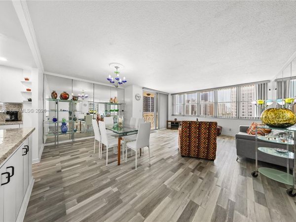 1825 S Ocean Dr , Unit 914, Hallandale Beach, FL 33009